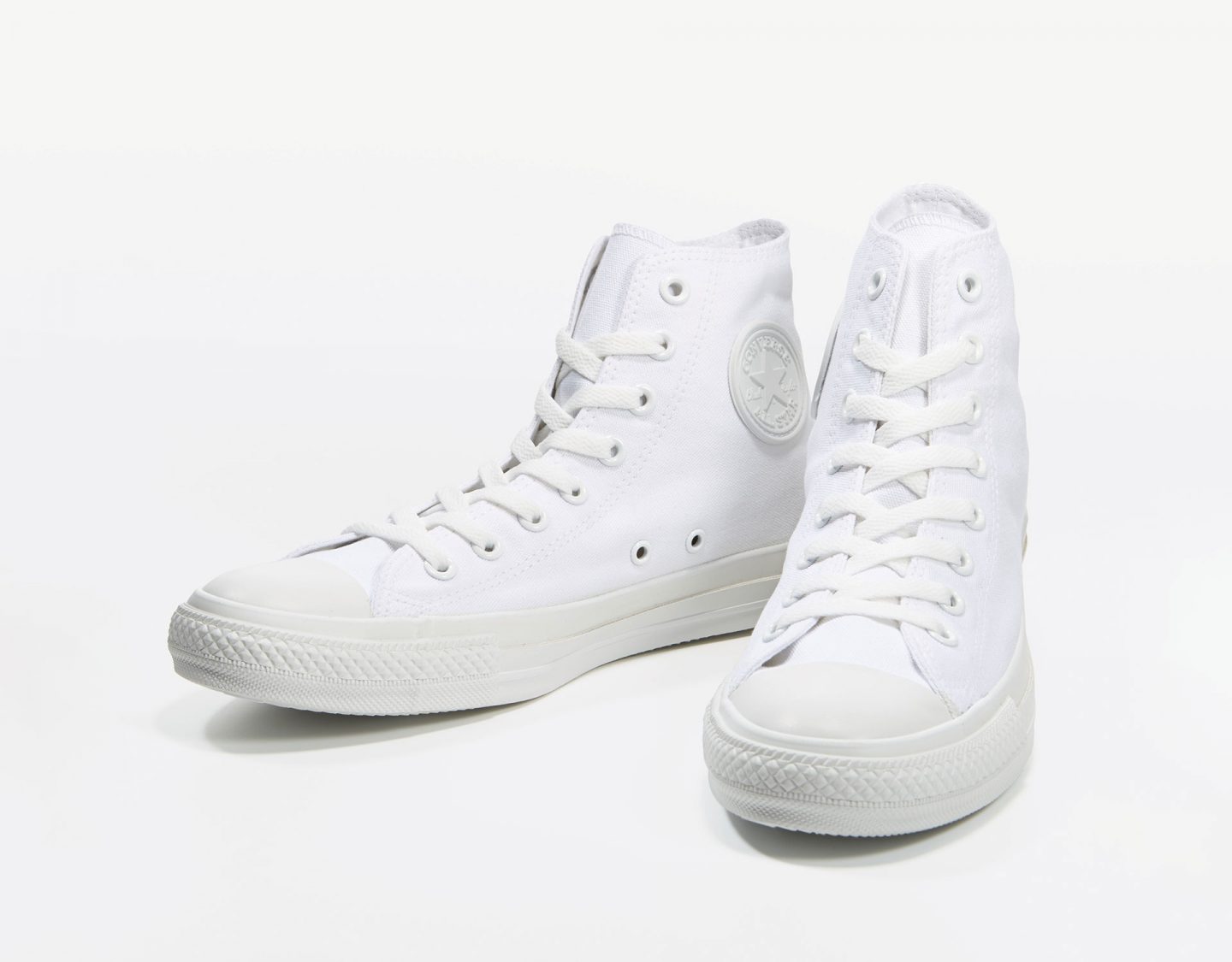 White atelier BY CONVERSE HARAJUKU | GEORGE CREATIVE COMPANY